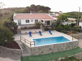 Beautiful house in Costa Vicentina, hotel di Chabouco