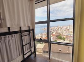 Saranda Boutique Hostel, hotel sa Sarandë