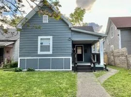 Modern Style Home Near DT Indy & Major Attractions