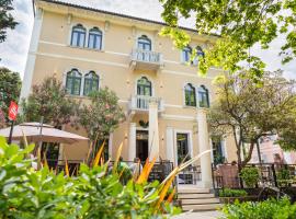 DeGrassi Boutique Garni Hotel Izola, hotel a Izola