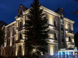 Grand Hotel Roxolana, hotel v mestu Ivano-Frankivsk