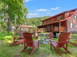 Mājdzīvniekiem draudzīga viesnīca Hot Tub, Fire Pit, WiFi, EV Outlet Biggie cabin near Red River Gorge, KY! pilsētā Stanton