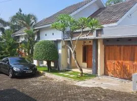 Penginapan Homestay Villa Pesona Alam Magelang Borobudur