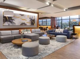 Fairfield by Marriott Bogota Embajada, מלון בבוגוטה