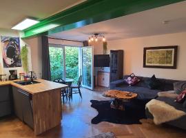 Small Lake Apartment, hotelli kohteessa Bergisch Gladbach