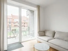 Fantastic 2-bed apartment with balcony