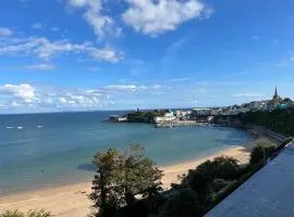 North Beach Heights Tenby, No 6 Newton Croft