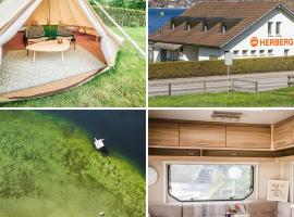 Strandbad Steckborn mit Herberge, Camping & Glamping, хостел в Щекборн