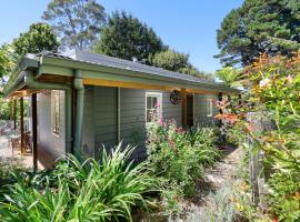 Blue Mountains Bliss Cottages Katoomba - Rosebud، فندق رخيص في كاتومبا