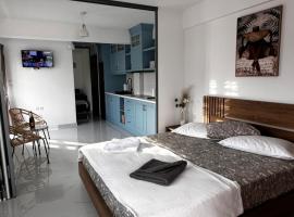 Blue apartment, hotel en Corinto