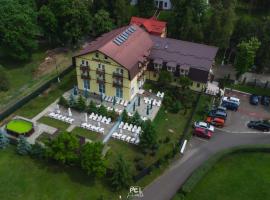 Hotel Dobsi, hotel din Bazna