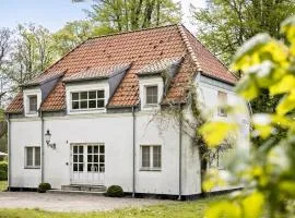 Pet Friendly Home In Faaborg With Wifi