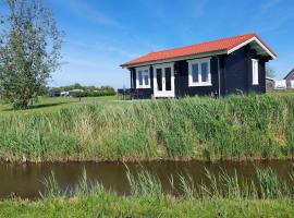 Vakantiehuisje vlakbij Leeuwarden, Swichumer Pleats, hotel en Swichum