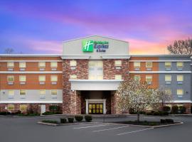 Holiday Inn Express & Suites Carmel North – Westfield, an IHG Hotel, hotel v mestu Carmel