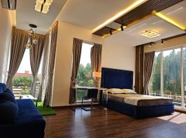 (Anushthan Villa) serviced villa for staycation: Acman şehrinde bir otel