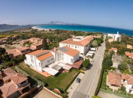 HOTEL AL FARO spiaggia la Cinta SanTeodoro, hotel sa San Teodoro