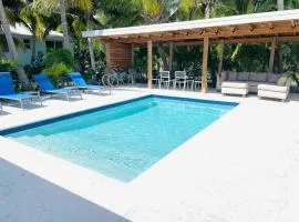 3 Bedrooms Home In Leeward Next To Grace Bay