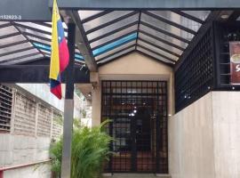 Hotel Plaza Venezuela، فندق في كاراكاس