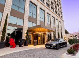 Merit Starlit Hotel & Residences، فندق في بودفا