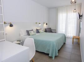 Hostal La Isla, hotell sihtkohas Carboneras