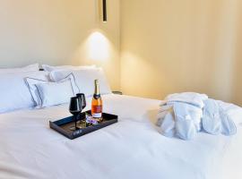 Etrus Boutique Room Amalfi, отель в Амальфи