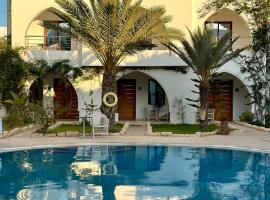 Palm Djerba Suites, budgethotel i Mezraya