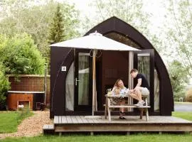 Pod huisje met hottub