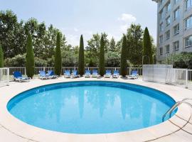 Novotel Suites Montpellier Antigone, готель в районі Montpellier City-Centre, у місті Монпельє