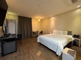 Cheonan K Hotel