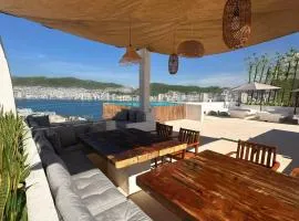 LUXO Casa en Acapulco Zona Brisas Guitarrón con vistas espectaculares y 2 albercas