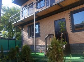 Asian Guest House, hotel in Bishkek