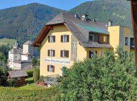 Haus Salzburgerland, hotel u gradu Mauterndorf