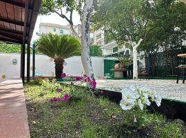 Paradiso B&B, hotel i Formia