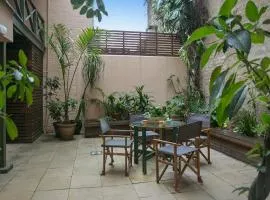 Family Terrace Home Close to Oxford Street and CBD