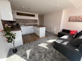 Flat 2 - Luxury Bolton City Centre Apartments, hotel Boltonban