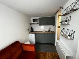 2D- Studio tout équipé confort 5stars Idéal proche Paris