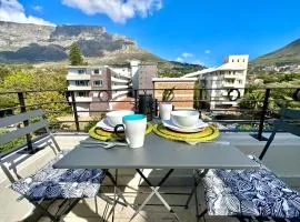 Breathtaking Table Mountain View Apartment in the Heart of Gardens