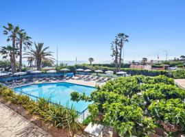 Hôtel La Nartelle, hotel a Sainte-Maxime