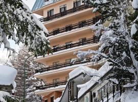 Hotel La Terrazza, hotel u gradu 'Sauze dʼOulx'