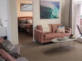 Central Wollongong Apartment - 2 bedrooms