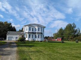 The Parrsboro Mansion Inn, hotel em Parrsboro