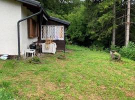 Kleines Ferienhaus im Gebirge beim Bahnhof, hotel u gradu 'Breitenstein'