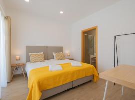 Villa Harbour Rooms & Apartments, apartment in Vila Nova de Milfontes