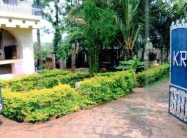 Woodside Resort and Cafe, hotel en Yelagiri