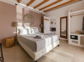 Naxos Finest Hotel & Villas، فندق في ناكسوس تشورا