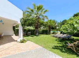 Fig Villa- CleverDetails, Sleep 8, Pool, Children Playground, Ténis court