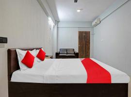 Hotel Welcome, VIP Road Vesu, hotel di Surat