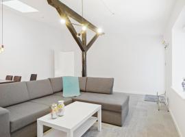 Charming - Luxurious 1 bedroom apartment in The Heart of Aalborg, hotel em Aalborg