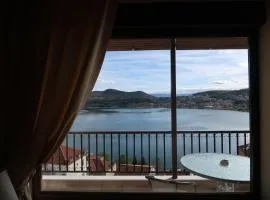 Deluxe View Kastoria- 4Bedrooms