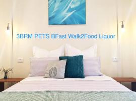 OAK'S BrkFast, WiFi,Fetch,Walk2Pizza,Coffee,Liquor, hôtel acceptant les animaux domestiques à Norlane